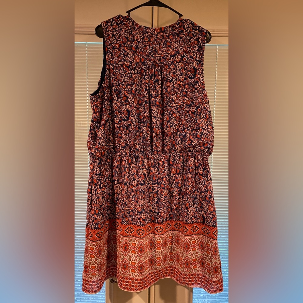 NWOT Gap floral sleeve less dress. Size XL - Picture 3 of 3